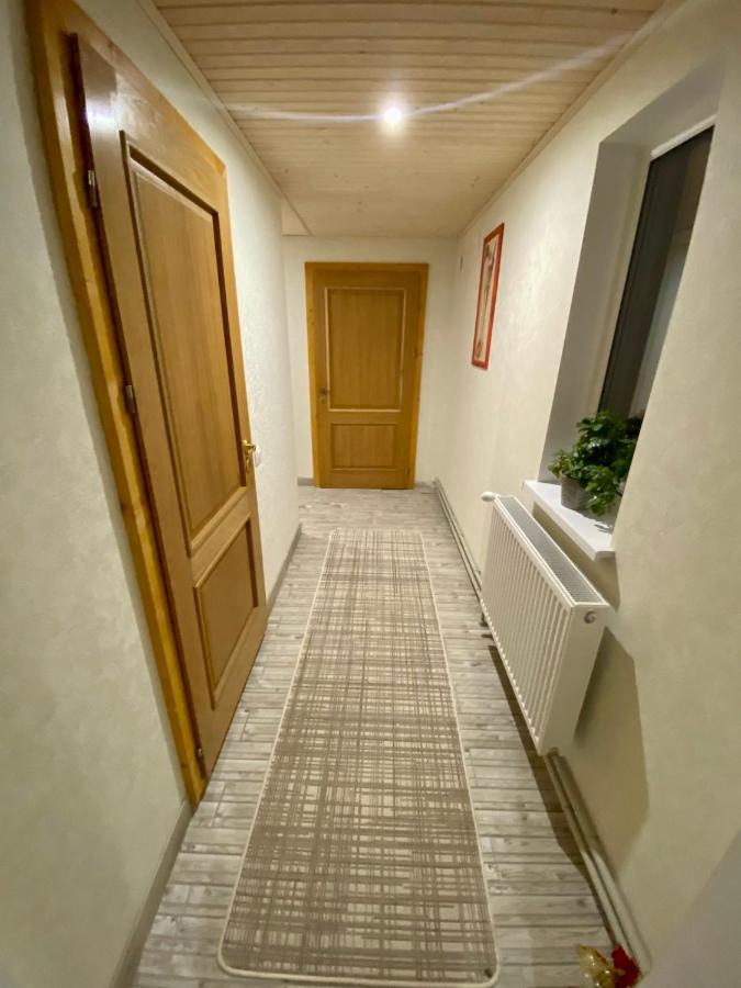 Pid Skeleyu Hotel Lazeshchyna Exterior photo